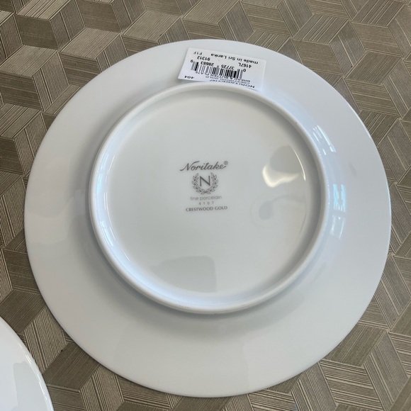 Noritake Fine Porcelain CRESTWOOD Gold Bread and Butter Plate Set of 8 Plates - Picture 2 of 10
